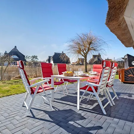 Idyllisches Reethaus In Strandnähe Ferienhaus