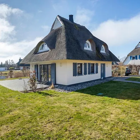 Idyllisches Reethaus In Strandnähe Ferienhaus *